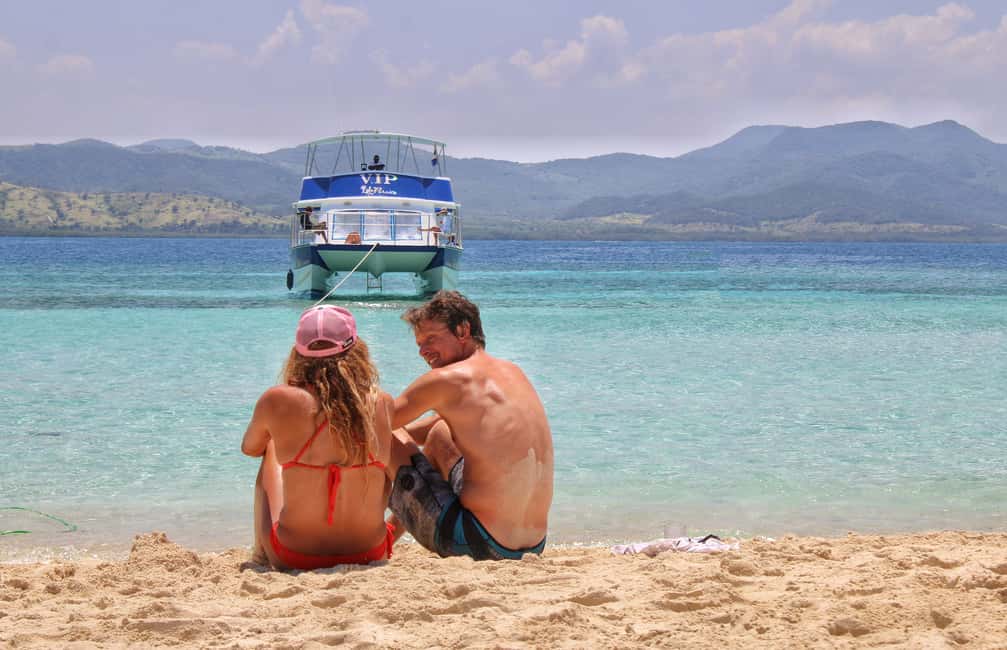 Cayo Arena: VIP Experience in Luxury Catamaran - An In-Depth Look at the Experience