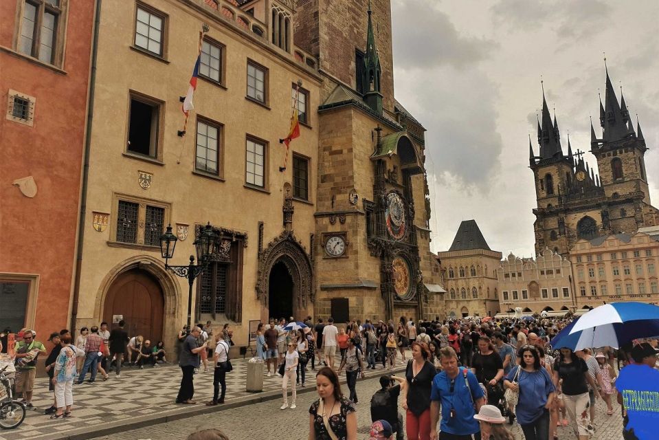 Prague: Old Town Tour & National Museum Skip-the-Line Ticket - Why This Tour Excels