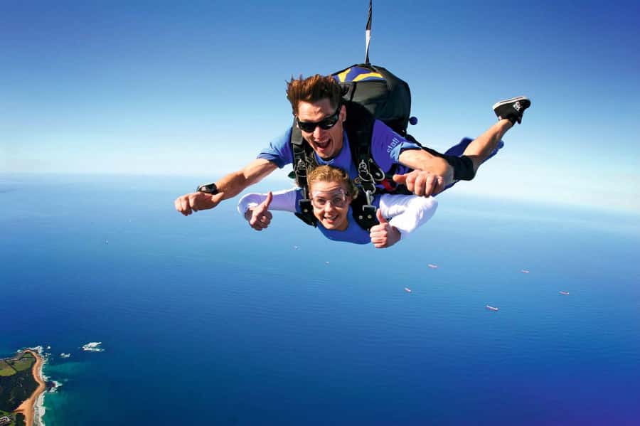 From Sydney: Tandem Skydive Experience over Wollongong Beach - What to Bring and Consider