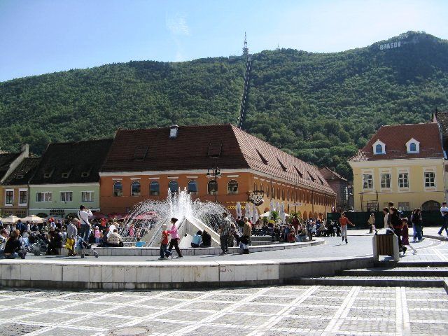 Bucharest: Peles Castle, Dracula's Castle and Brasov Tour - Bran Castle: The Gothic Fairy Tale