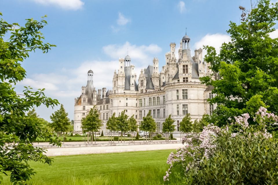 Chambord: Private Guided Tour of the Castle + Reserved Entry - Key Points
