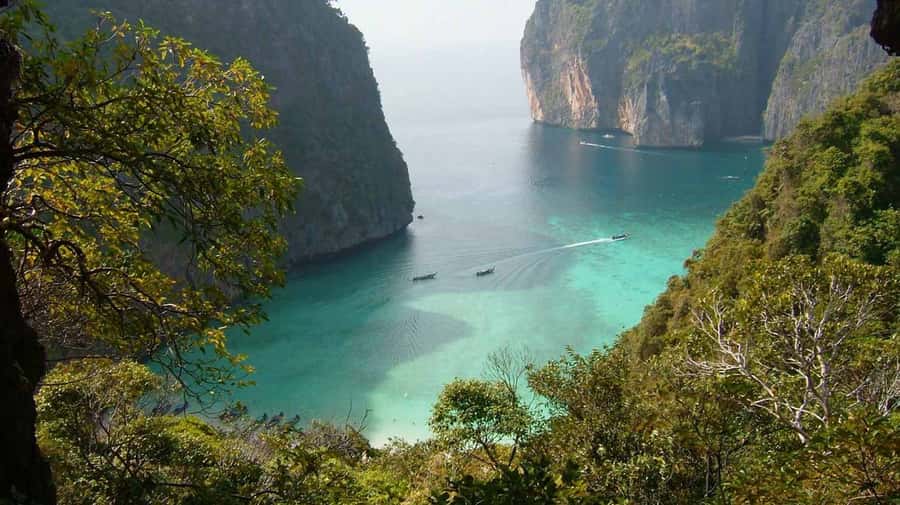 Phuket to Phi Phi Full-Day Luxury Speed Boat Charter - Repeat Visits to Phi Phi and Koh Rang Yai