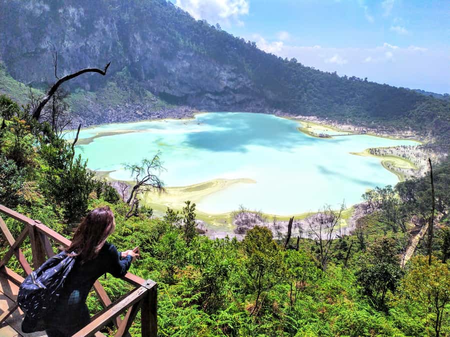 Private: Kawah Putih,Volcano,HotSpring,Mud Bathing,Lake Tour - The Experience in Detail