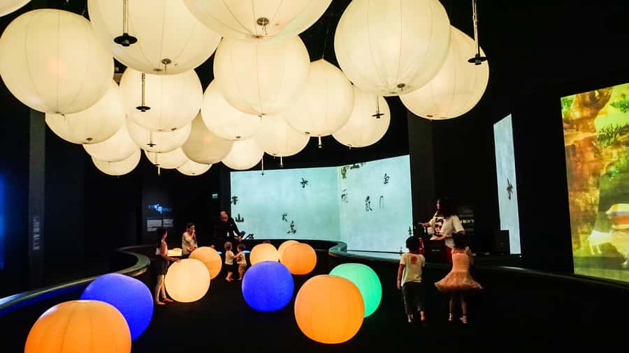 Singapore: ArtScience Museum® teamLab Future World - Who Will Love This Experience?