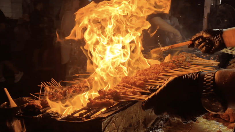 Singapore: Guided Street Food Tour at Night - Who Should Consider This Tour?