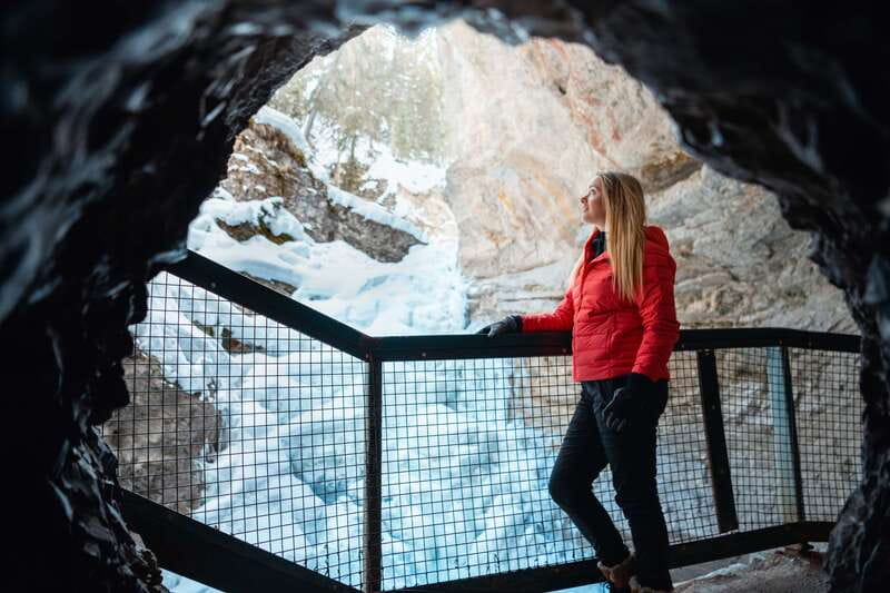 Banff: Morning or Afternoon Johnston Canyon Icewalk - Key Points