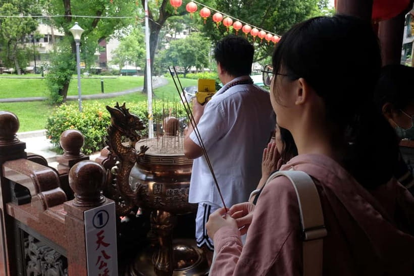 Taipei: 4-Hour Morning City Cycling Tour with Breakfast - Who Should Book This Tour?