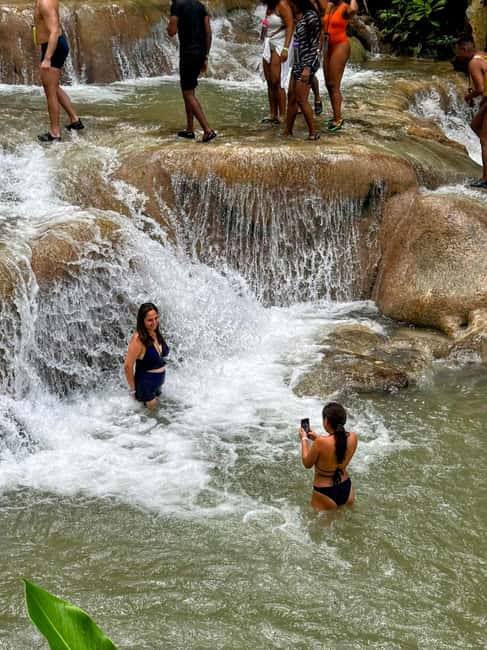 Jamaica Dunn's River Falls guided tour from Ocho Rios hotels - FAQ