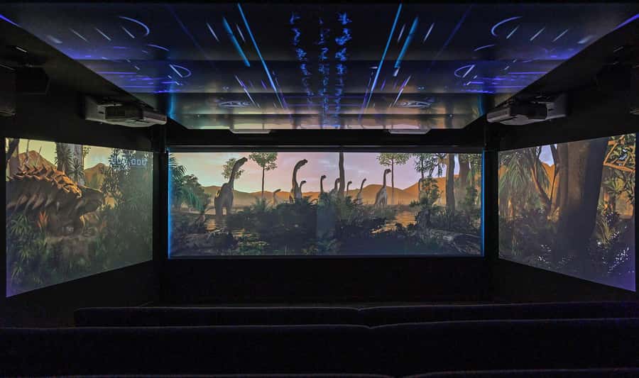 Queenstown: Hidden Underwater Theatre Experience - The Animated Show: A Time-Travel Adventure