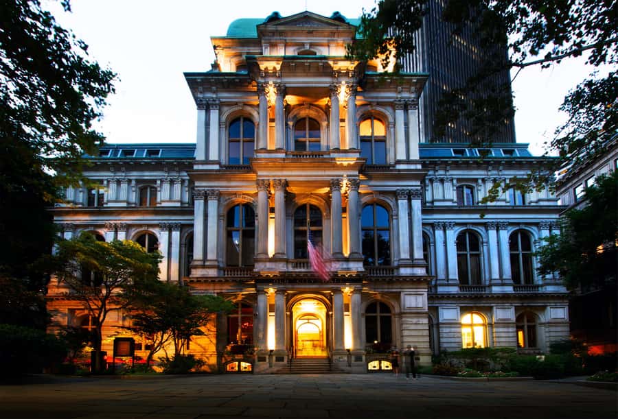 Underground Boston Ghost Tours: Gravestones & Gunpowder - Exploring the Haunted Side of Boston: What to Expect