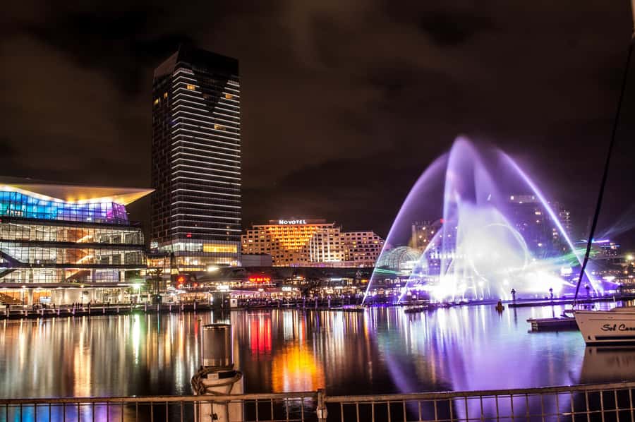 Sydney: Vivid Festival of Light Harbor Cruise with Dinner - What Makes This Tour Special