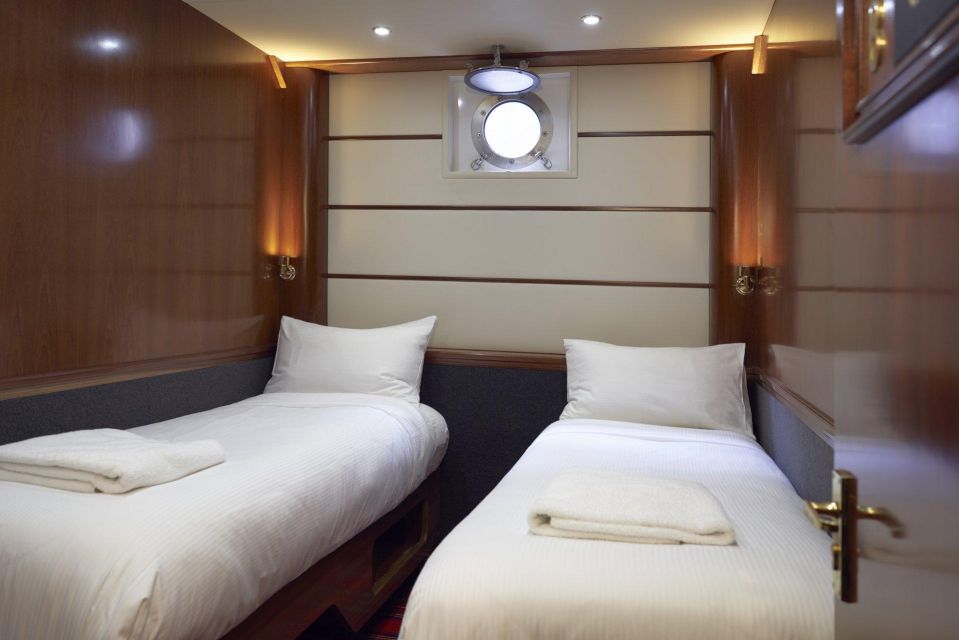 From Manapouri: Doubtful Sound Overnight Cruise - Introduction to the Doubtful Sound Overnight Experience