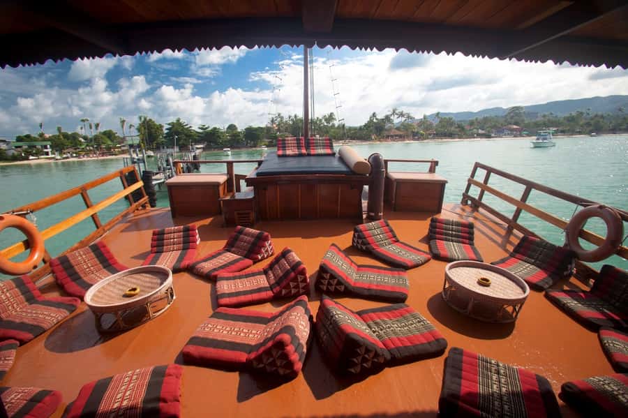 Koh Samui: Koh Phangan Island Full-Day Cruise with Sunset - Food & Beverage