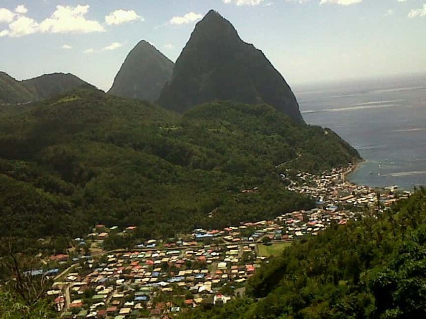 St Lucia Full-Day Dream Tour - Marveling at the Pitons and Descending into Soufriere