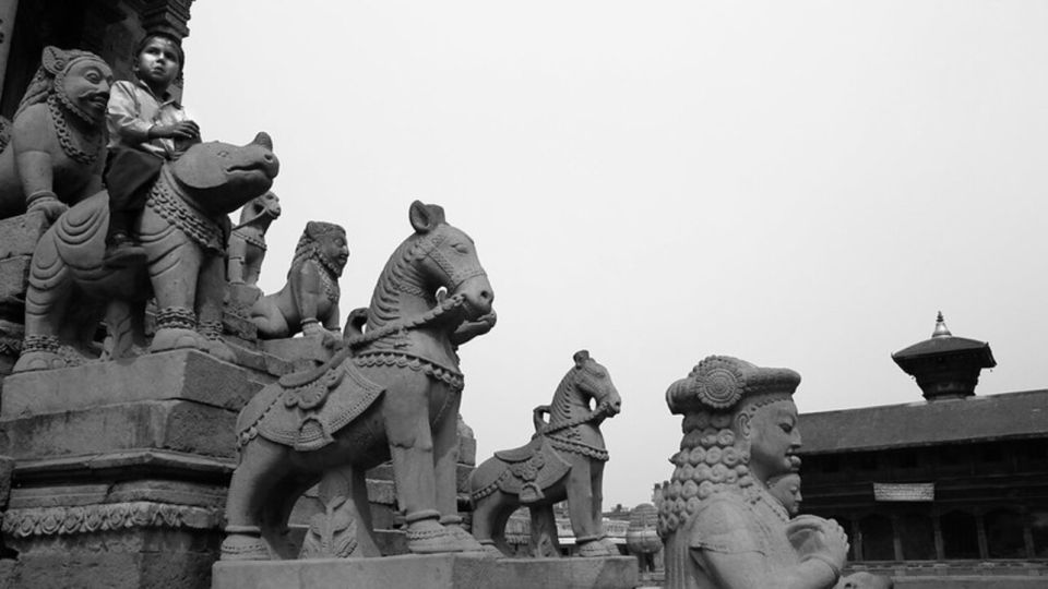 From Kathmandu: Half-Day Guided Tour of Bhaktapur - Highlights of the Itinerary