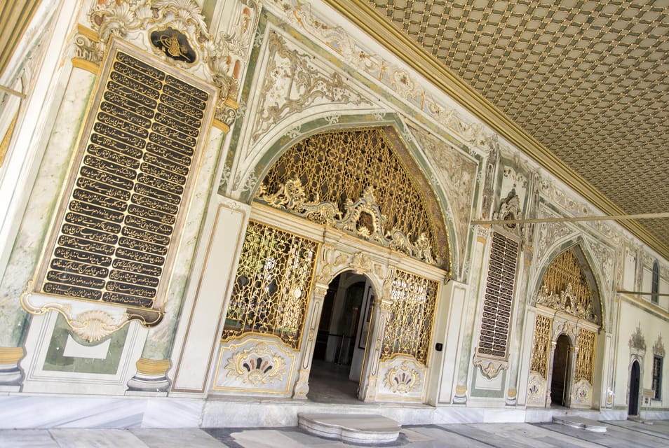 Istanbul: Best City Highlights Guided Tour with Tukish Lunch - Discover Istanbul’s Highlights in a Comfortable, Guided Day Tour
