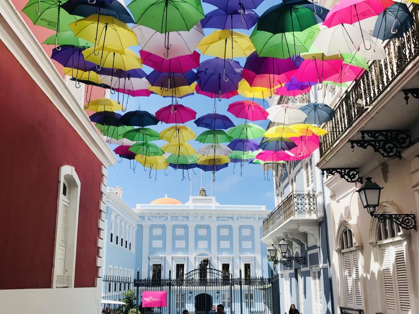 San Juan: Old Town Sunset Walking Tour - The Experience and Atmosphere