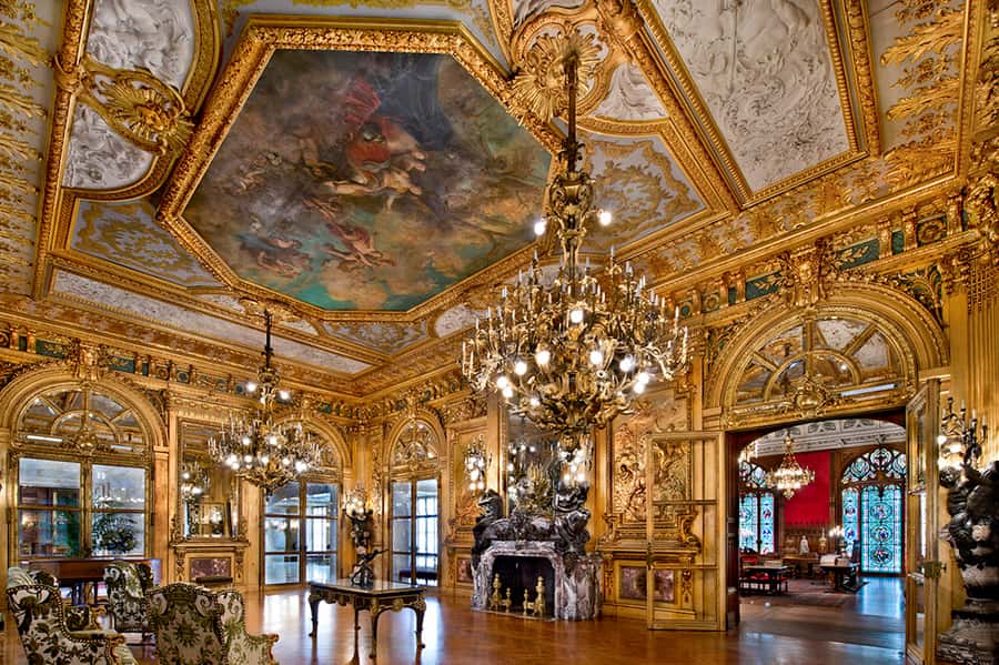 Newport, RI: Newport Mansions Ticket - 1 or 2 Mansions - The Iconic Breakers Mansion