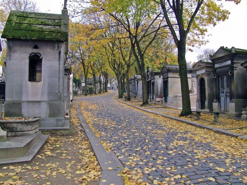 Paris: Stories of Père Lachaise Cemetery Walking Tour - Key Points