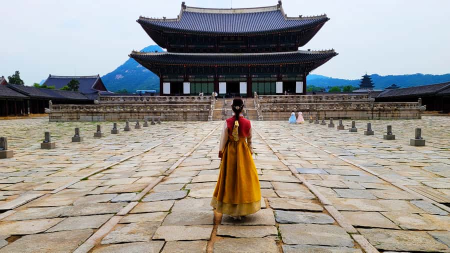 Seoul: Gyeongbokgung Palace, Jogyesa Temple, Bukchon Village - What Travelers Say: Authentic Feedback and Insights