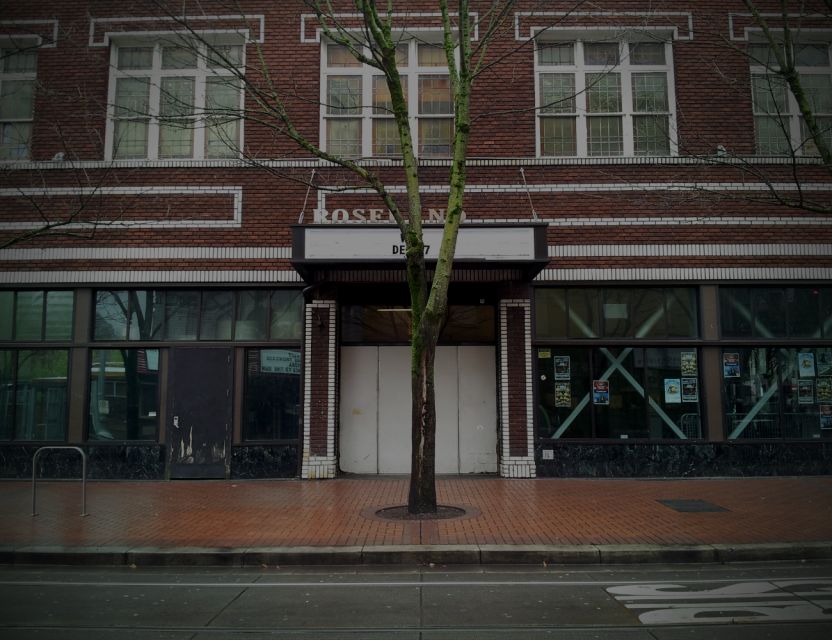 Portland: Ghosts Boos and Booze Haunted Pub Crawl - Key Points