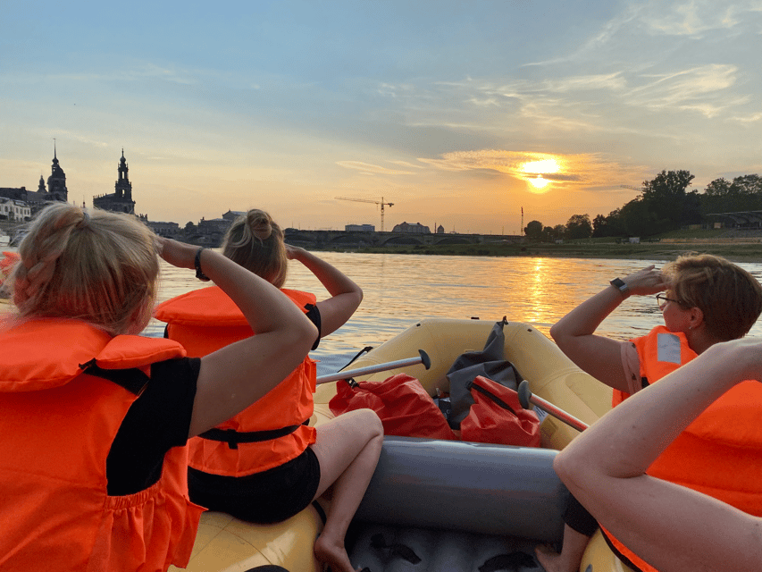 Dresden: Bootstour-Sonnenuntergang im Schlauchboot genießen - What the Reviews Say