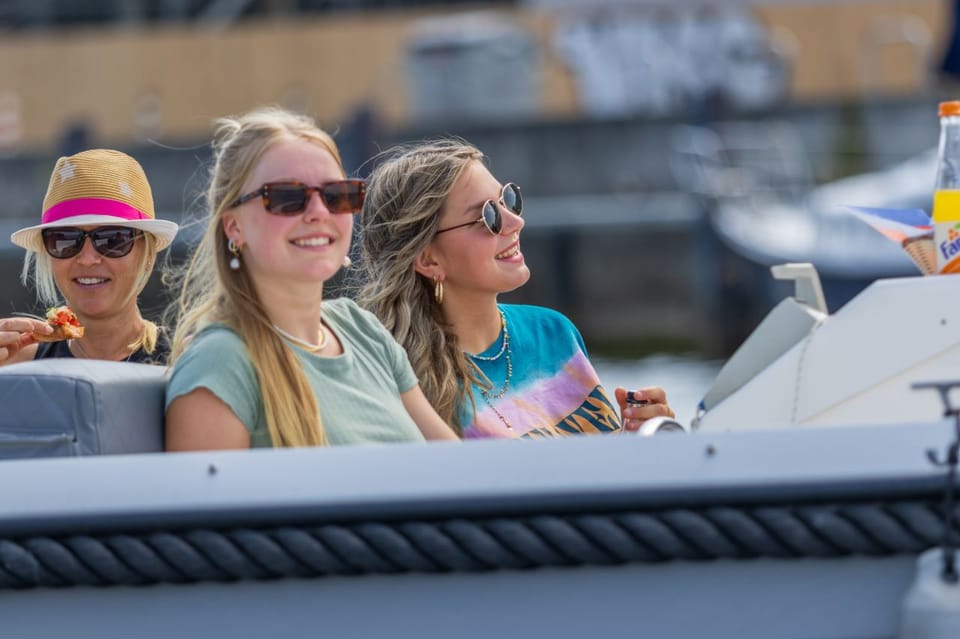 Rostock: Electric Boat Rental on the Warnow River - Authentic Experiences and Authentic Views