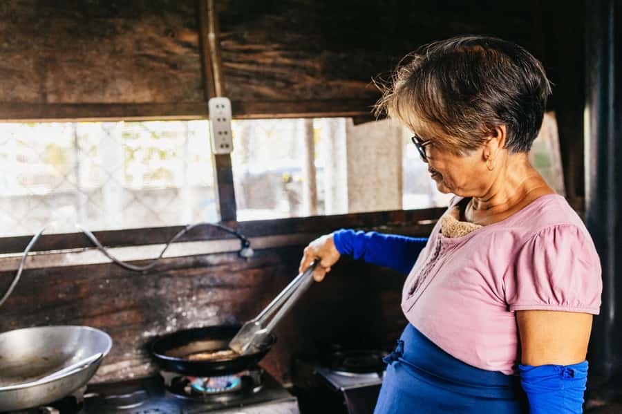 From Manila: Amazing Taal Volcano Island Boat Tour w/ Guide - Key Points