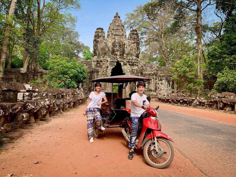Siem Reap: Angkor Wat Sunrise Tour via Tuk Tuk & Breakfast - The Sum Up