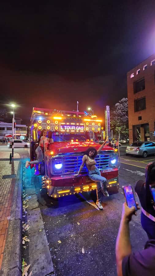 Medellin: Party Bus with DJ & Street Food Tastings - Key Points