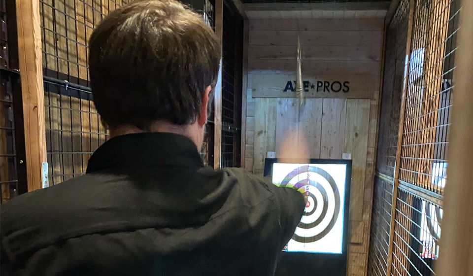 Reno: Axe Throwing Experience (18+) at Grand Sierra Resort - What You Can Expect at Each Step