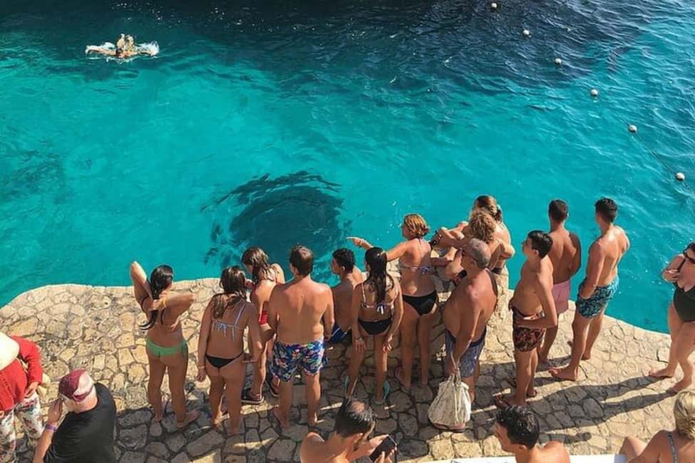 Montego Bay: Negril Seven Miles Beach & Booby Cay Boat Tour - Breakdown of the Itinerary