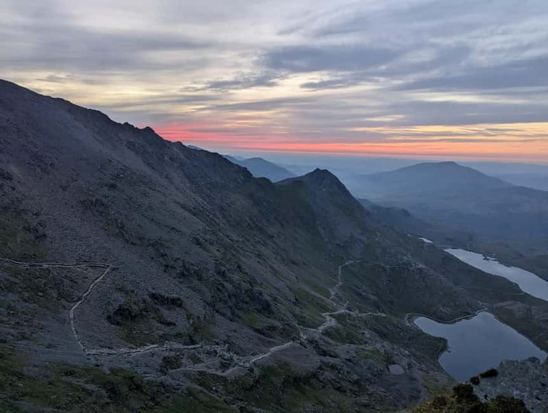 Llanberis: Snowdon/Yr Wyddfa Mountain Hike at Sunrise - An In-Depth Look at the Snowdon Sunrise Hike