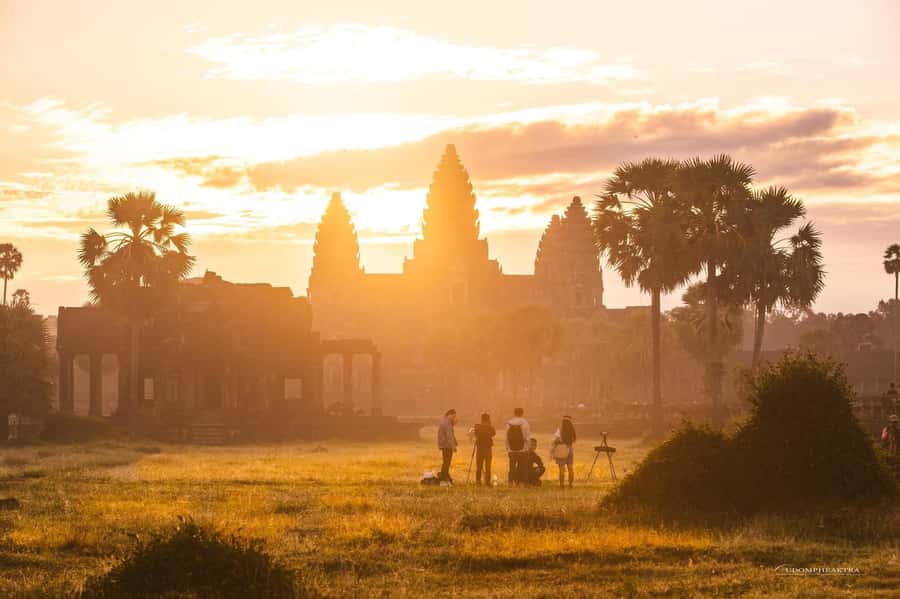Angkor Wat Guided Joint-in Tour - Good To Know