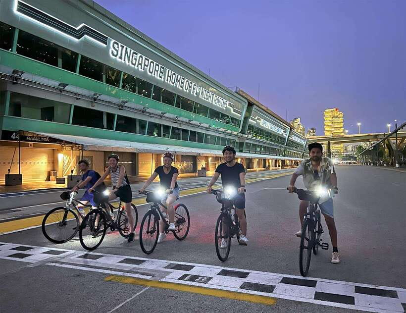 Singapore: Marina Bay Night Tour by Bicycle - An Overview of the Singapore Marina Bay Night Bicycle Tour