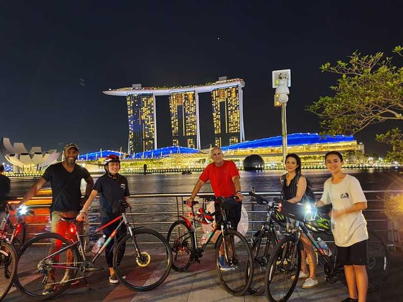 Singapore: Marina Bay Night Tour by Bicycle - Extra Considerations