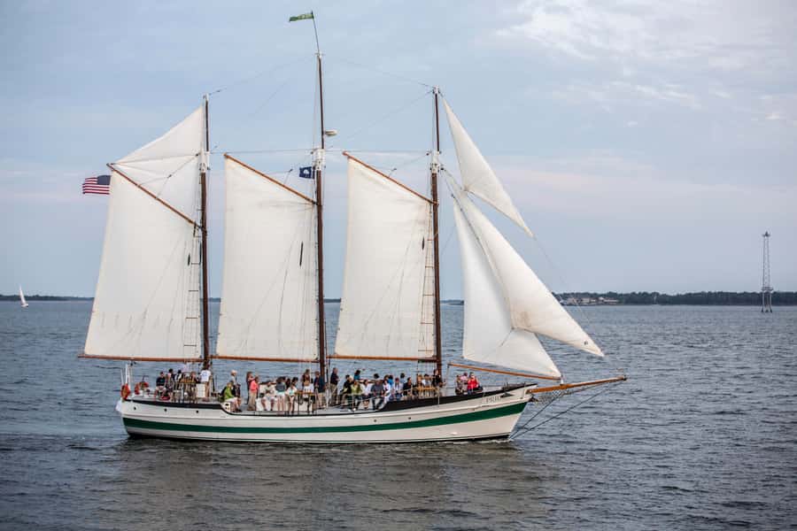 Charleston: Schooner Sailing Experience & Dolphin Watch - FAQ