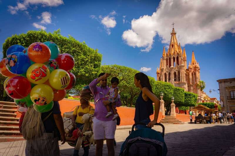 San Miguel De Allende: Downtown Landmarks Walking Tour - The Itinerary: What to Expect on Your Walk