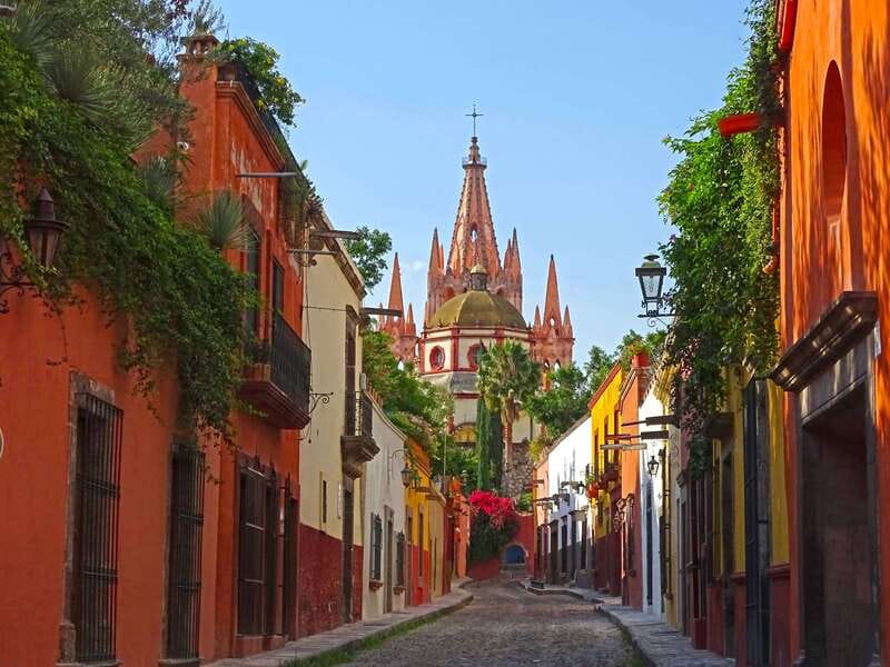 San Miguel De Allende: Downtown Landmarks Walking Tour - Discover San Miguel de Allende’s Downtown Landmarks on Foot