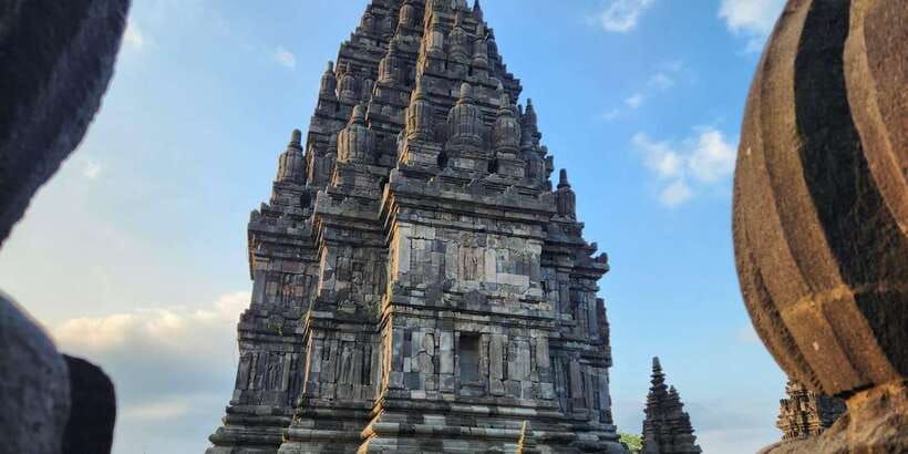Jakarta: Private 15-Day Guided Tour of Java and Bali - Cultural and Royal Highlights in Yogyakarta