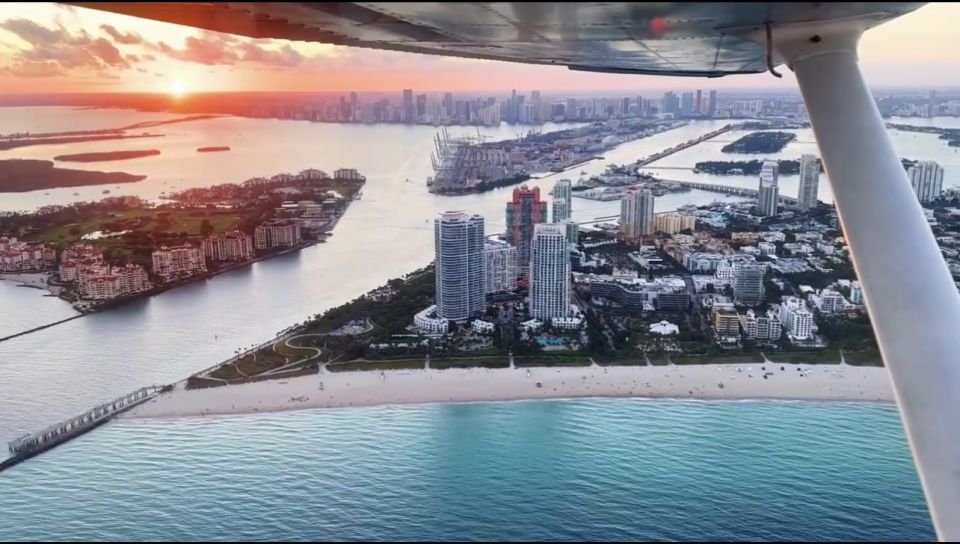 Miami: Romantic 1-Hour Private Flight Tour with Champagne - Who Will Love This Experience?