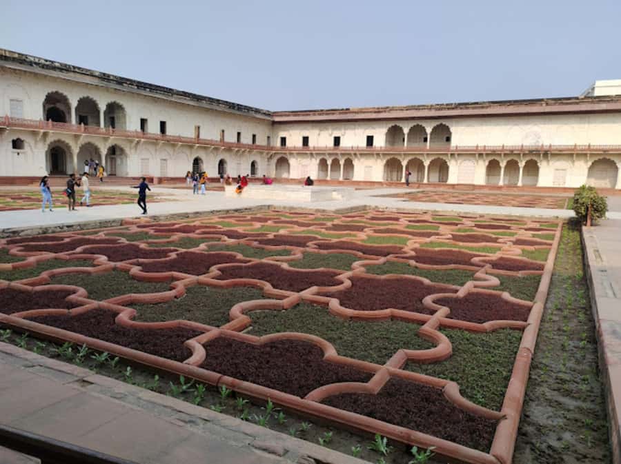 From Delhi: All-Inclusive Agra Taj Mahal Same Day Tour - The Experience in Detail