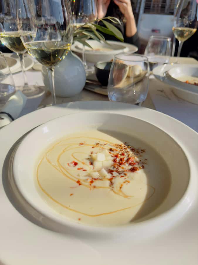 Santiago: Casa del Bosque Winery with Tasting and Lunch - FAQ