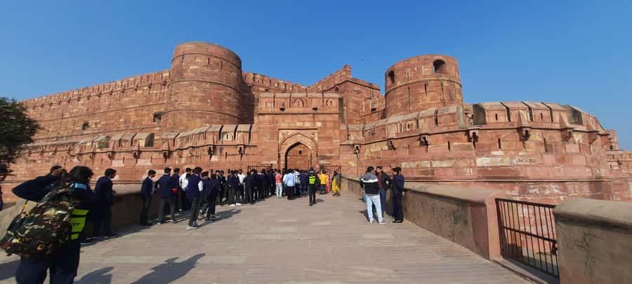 From Delhi Taj Mahal & Agra Tour By Gatiman Express Train - Experience the Ultimate Day Trip from Delhi to Agra with Gatimaan Express