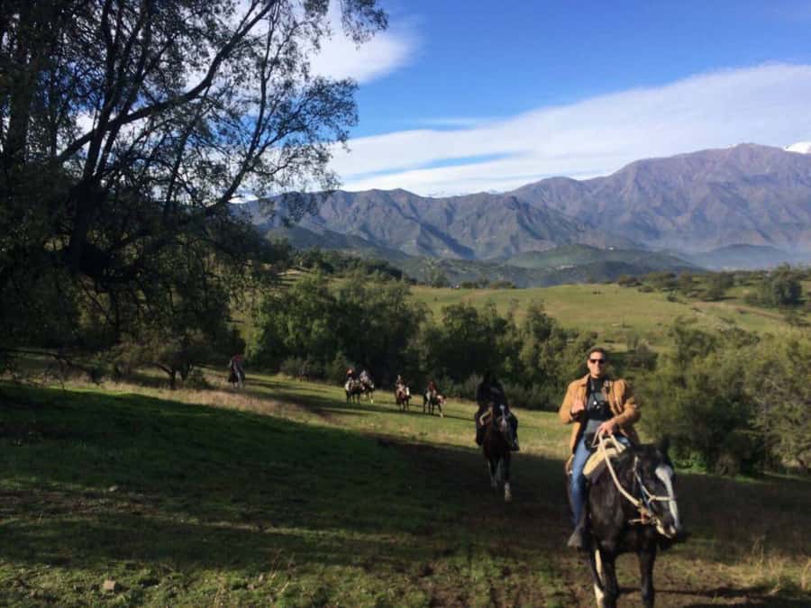 Santiago: Private Andes Foothills Horseback Riding. Half day - Who Should Consider This Tour?
