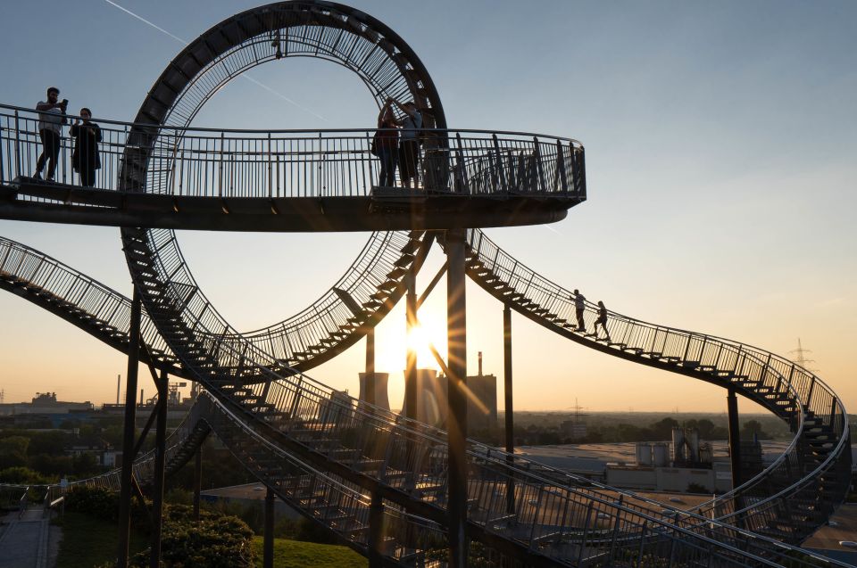 Duisburg: Guided Evening Tour at "Tiger and Turtle" - An In-Depth Look at the Experience