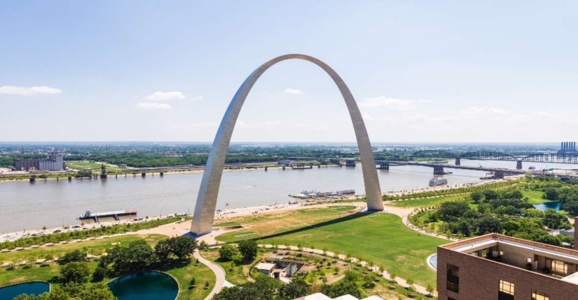 St. Louis Premium Driving Tour with Helicopter Ride & Cruise - Transportation and Group Size