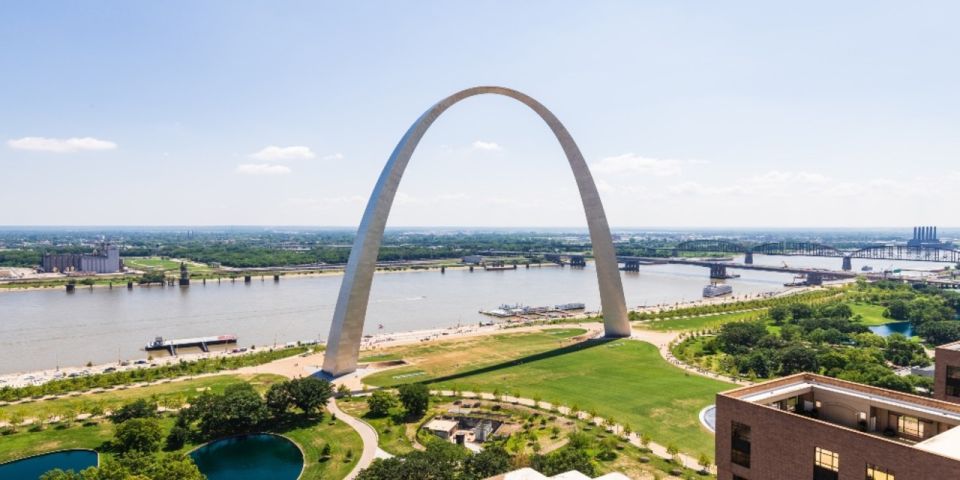 St. Louis Premium Driving Tour with Helicopter Ride & Cruise - The Itinerary and Its Highlights
