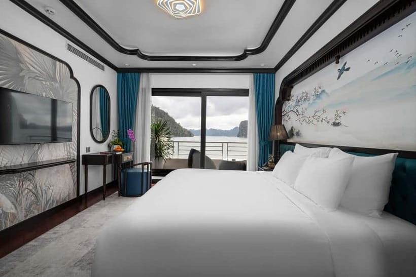 2D1N Halong Bay 6-Star Cruise: Fine Dining, Cave & Kayaking - An In-Depth Look at the 2D1N Halong Bay Experience