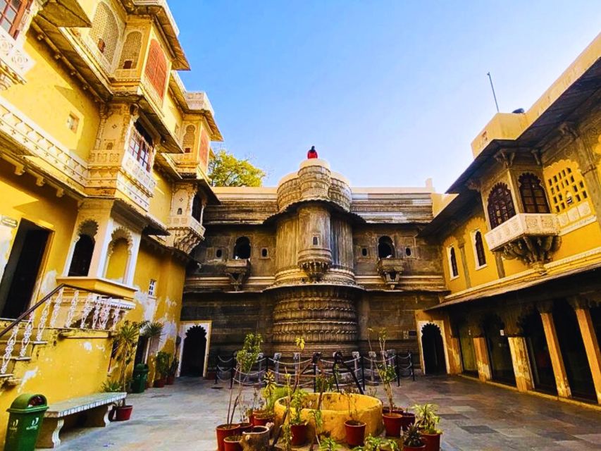 Udaipur Cultural Walking Tour with Local Snacks - An In-Depth Look at the Udaipur Cultural Walking Tour